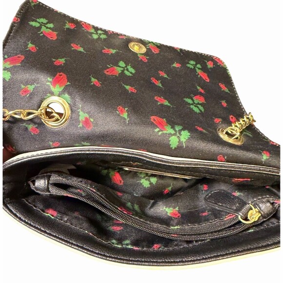 Betsey Johnson Small Shoulder/Crossbody Bag Black & White Striped - Picture 4 of 4